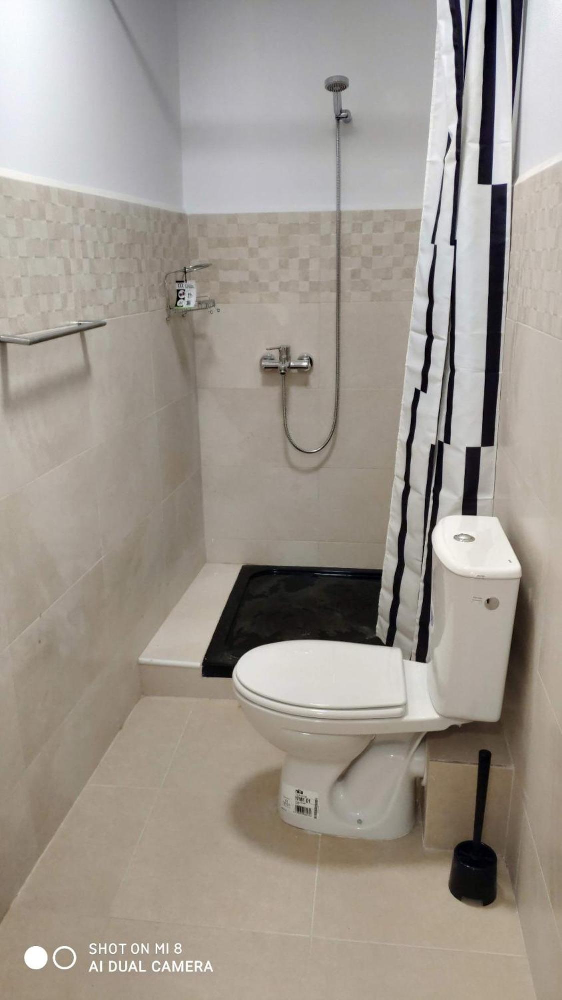 Hostal Estudios Badalona Luaran gambar