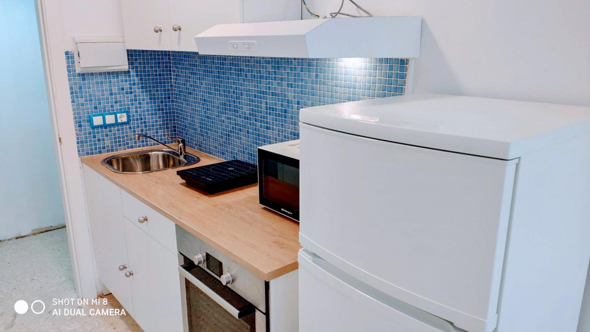 Hostal Estudios Badalona Luaran gambar