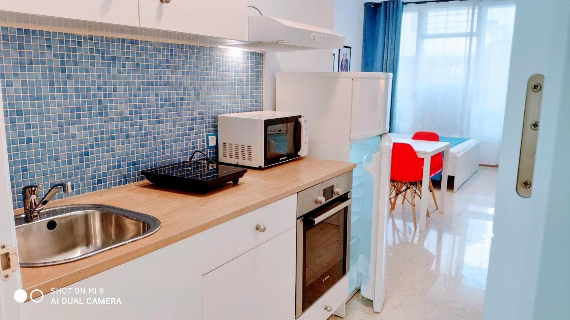 Hostal Estudios Badalona Luaran gambar