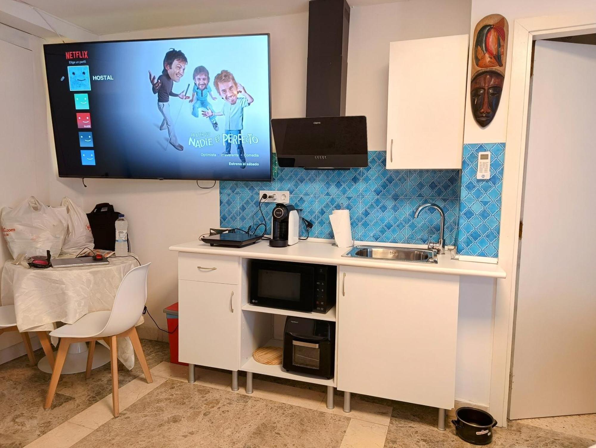 Hostal Estudios Badalona Luaran gambar